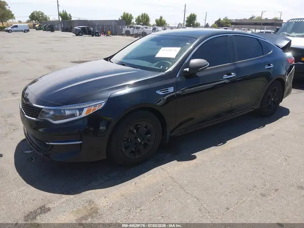 KNAGT4L37G5111481 2016 KIA OPTIMA - Image 2