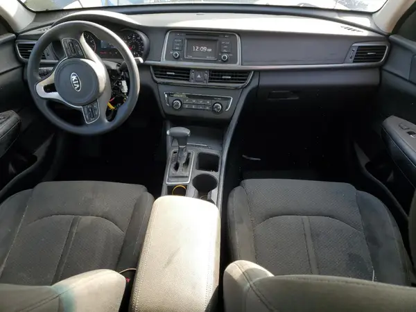 KNAGT4L37H5132672 2017 KIA OPTIMA - Image 8