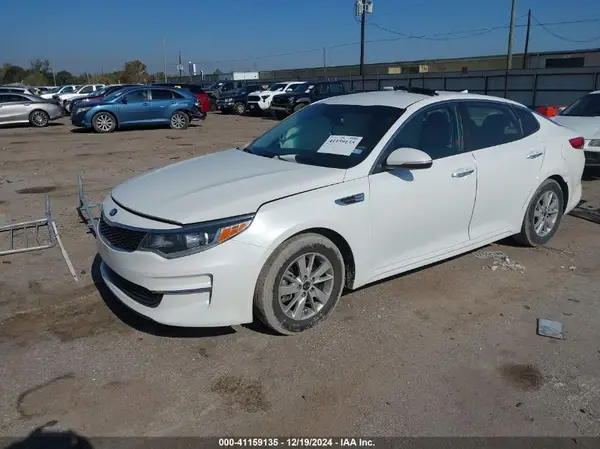 KNAGT4L37H5161735 2017 KIA OPTIMA - Image 2