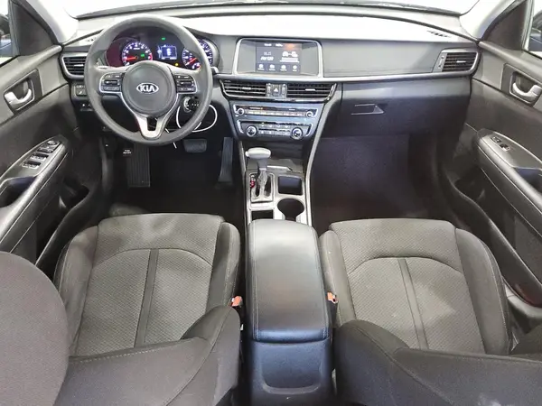 KNAGT4L37J5212186 2018 KIA OPTIMA - Image 8