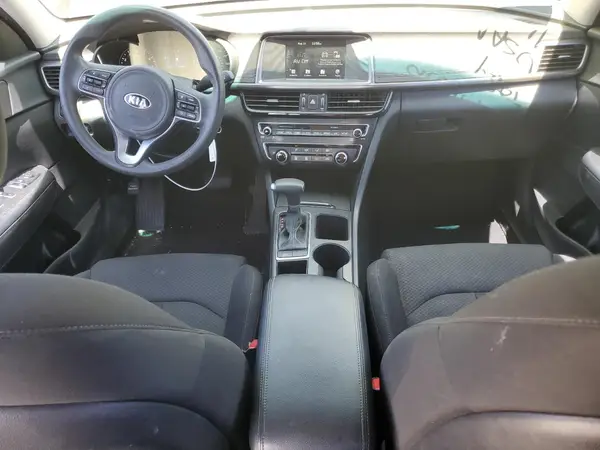 KNAGT4L37J5212785 2018 KIA OPTIMA - Image 8