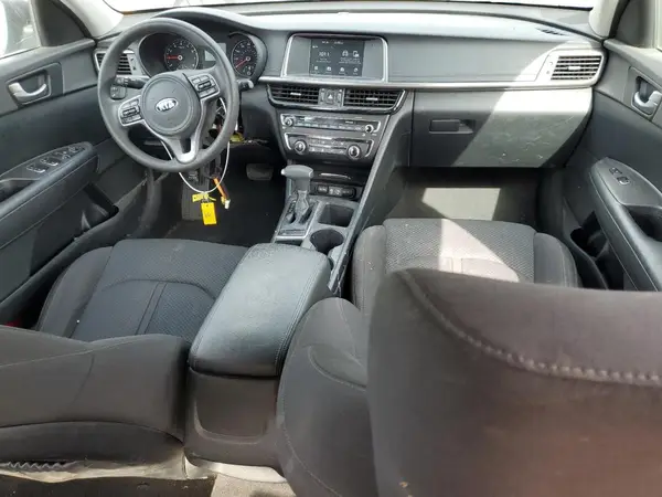 KNAGT4L37J5216030 2018 KIA OPTIMA - Image 8