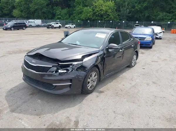 KNAGT4L37J5233894 2018 KIA OPTIMA - Image 2