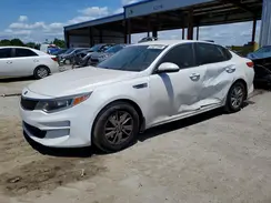 KNAGT4L37J5235516 2018 KIA OPTIMA