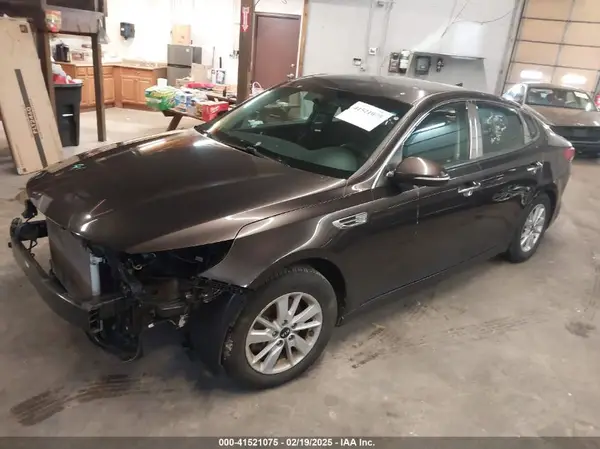 KNAGT4L37J5236830 2018 KIA OPTIMA - Image 2