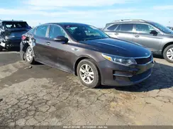 KNAGT4L37J5238481 2018 KIA OPTIMA