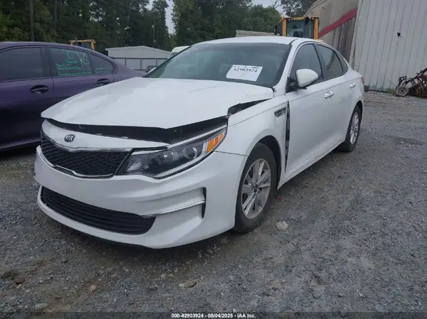KNAGT4L38G5072304 2016 KIA OPTIMA - Image 2