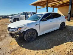 KNAGT4L38G5073999 2016 KIA OPTIMA