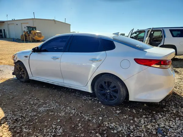 KNAGT4L38G5073999 2016 KIA OPTIMA - Image 2