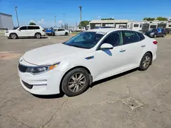 KNAGT4L38G5077163 2016 KIA OPTIMA