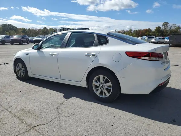 KNAGT4L38G5086977 2016 KIA OPTIMA - Image 2