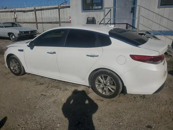 KNAGT4L38G5095680 2016 KIA OPTIMA - Image 2