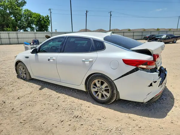 KNAGT4L38G5095954 2016 KIA OPTIMA - Image 2