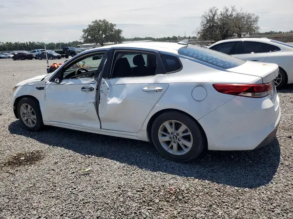 KNAGT4L38G5098272 2016 KIA OPTIMA - Image 2