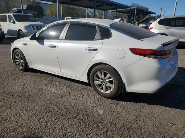 KNAGT4L38G5101834 2016 KIA OPTIMA - Image 2