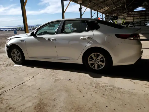 KNAGT4L38G5106693 2016 KIA OPTIMA - Image 2
