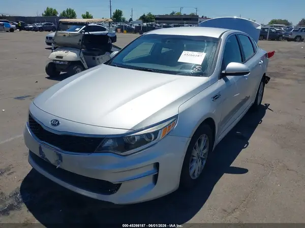 KNAGT4L38H5133071 2017 KIA OPTIMA - Image 2