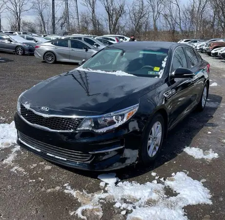KNAGT4L38H5146578 2017 KIA OPTIMA - Image 2