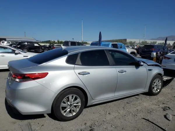 KNAGT4L38H5155913 2017 KIA OPTIMA - Image 2
