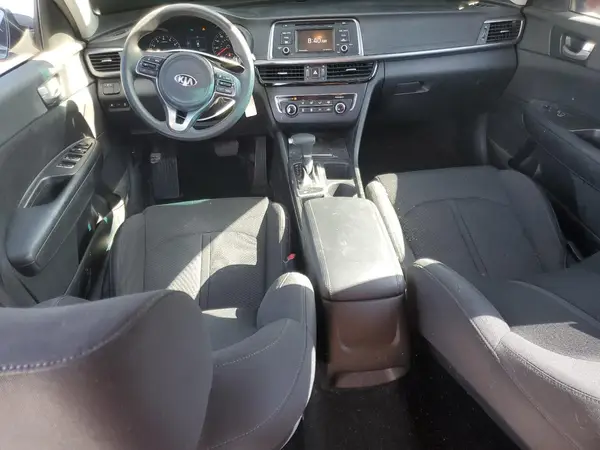 KNAGT4L38H5155913 2017 KIA OPTIMA - Image 8