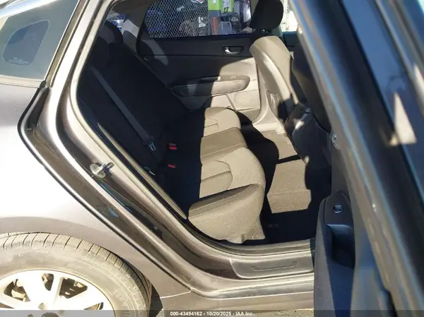 KNAGT4L38H5157483 2017 KIA OPTIMA - Image 8