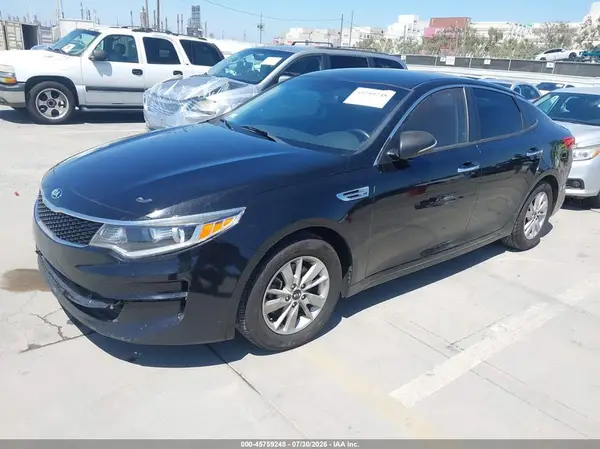 KNAGT4L38H5170685 2017 KIA OPTIMA - Image 2