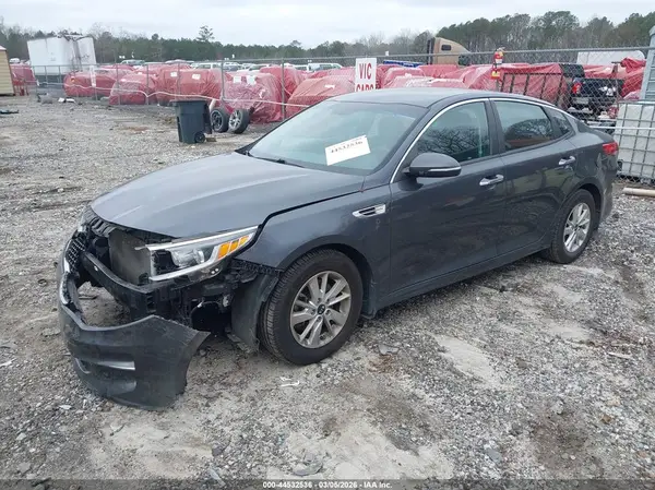 KNAGT4L38J5216957 2018 KIA OPTIMA - Image 2