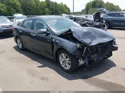 KNAGT4L38J5220247 2018 KIA OPTIMA