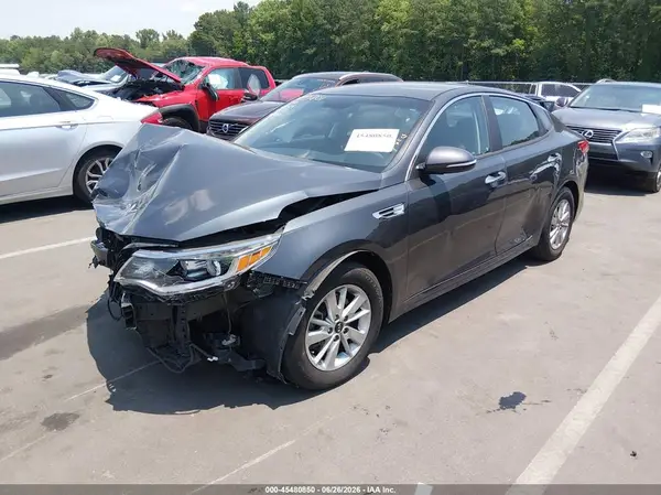 KNAGT4L38J5220247 2018 KIA OPTIMA - Image 2