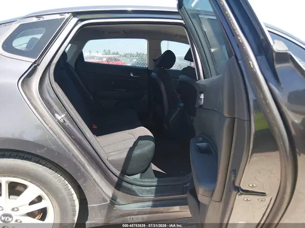 KNAGT4L38J5232544 2018 KIA OPTIMA - Image 8