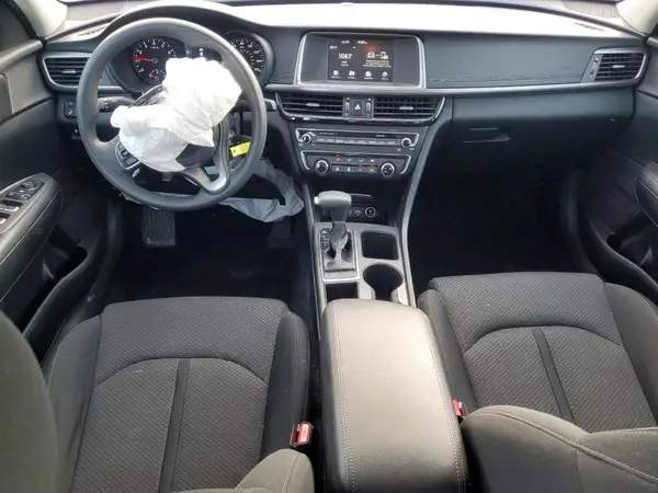 KNAGT4L38J5235945 2018 KIA OPTIMA - Image 8