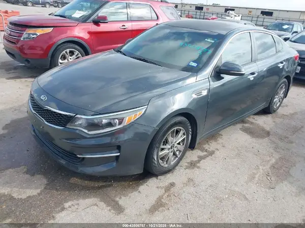 KNAGT4L39G5083733 2016 KIA OPTIMA - Image 2