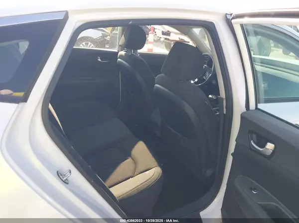 KNAGT4L39G5087149 2016 KIA OPTIMA - Image 8