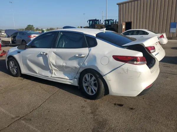 KNAGT4L39G5088463 2016 KIA OPTIMA - Image 2