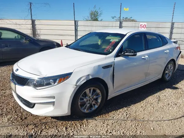 KNAGT4L39G5099088 2016 KIA OPTIMA - Image 2