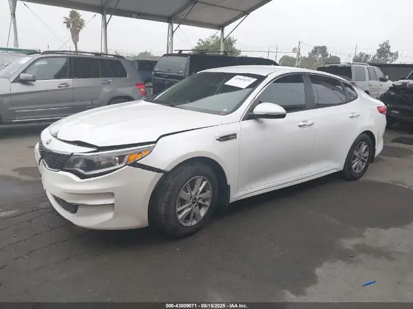 KNAGT4L39G5103544 2016 KIA OPTIMA - Image 2