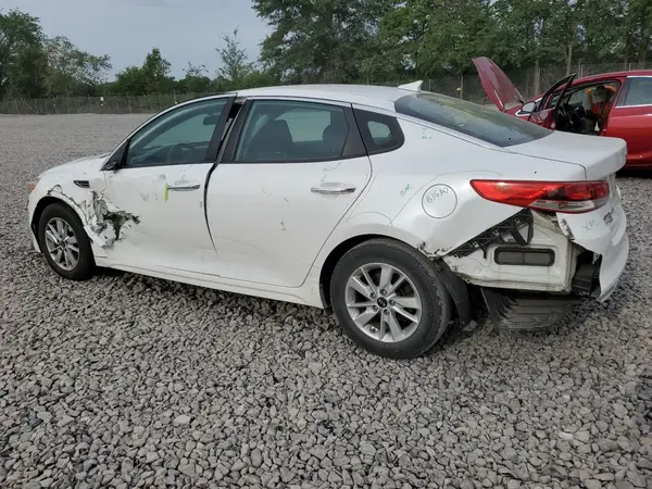 KNAGT4L39G5104404 2016 KIA OPTIMA - Image 2