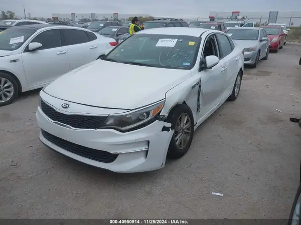 KNAGT4L39G5104726 2016 KIA OPTIMA - Image 2