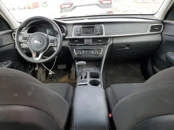 KNAGT4L39H5132737 2017 KIA OPTIMA - Image 8