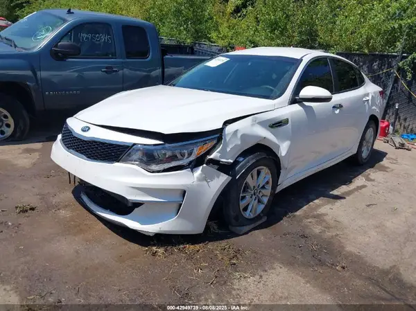 KNAGT4L39H5141485 2017 KIA OPTIMA - Image 2