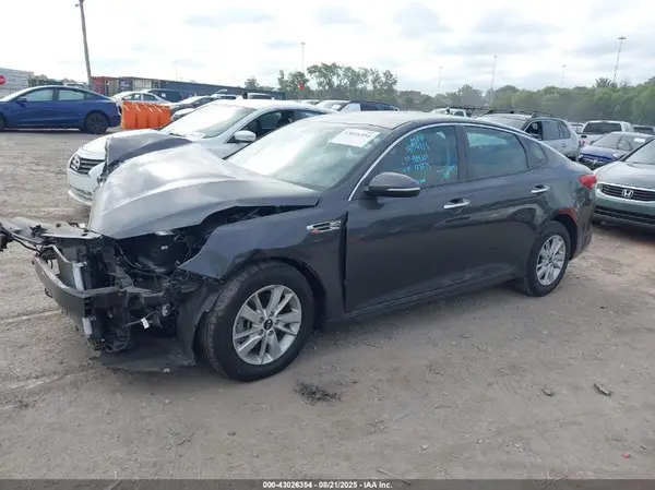 KNAGT4L39H5173725 2017 KIA OPTIMA - Image 2