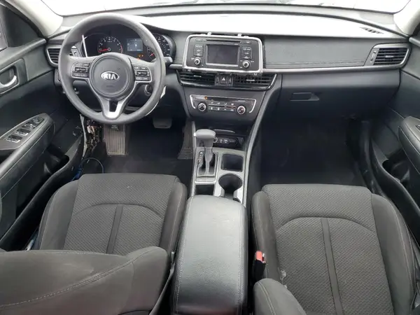 KNAGT4L39H5174955 2017 KIA OPTIMA - Image 8
