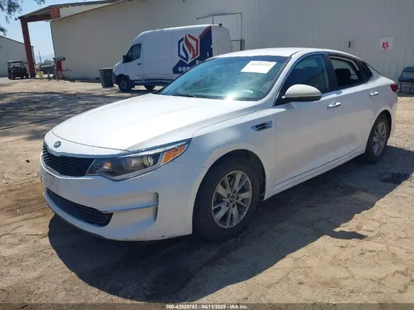 KNAGT4L39J5199134 2018 KIA OPTIMA - Image 2