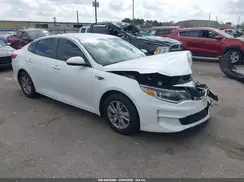 KNAGT4L39J5205806 2018 KIA OPTIMA