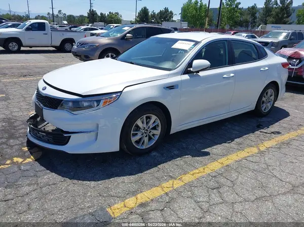 KNAGT4L39J5216109 2018 KIA OPTIMA - Image 2