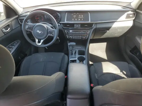 KNAGT4L39J5216482 2018 KIA OPTIMA - Image 8