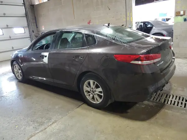 KNAGT4L39J5235209 2018 KIA OPTIMA - Image 2