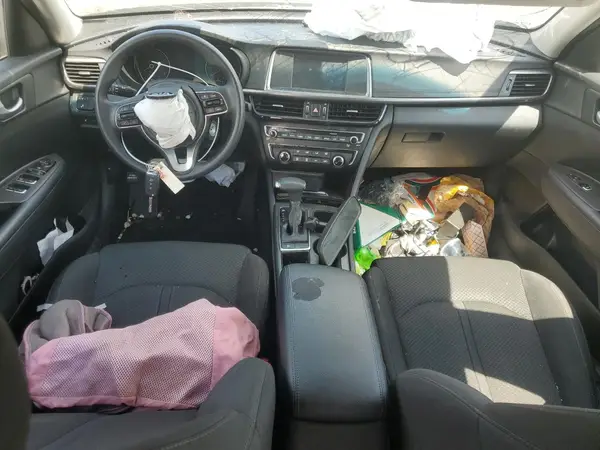 KNAGT4L39J5236523 2018 KIA OPTIMA - Image 8