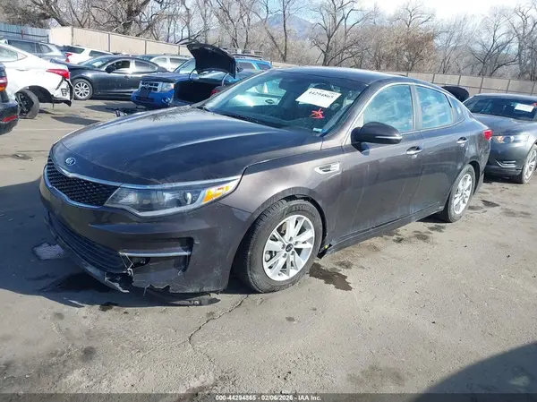 KNAGT4L39J5236716 2018 KIA OPTIMA - Image 2