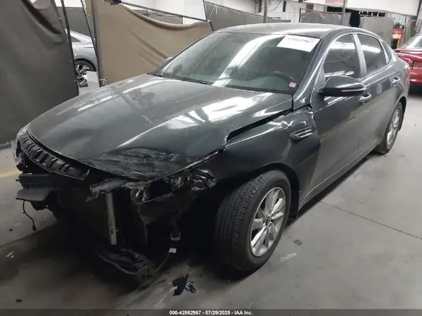 KNAGT4L3XG5072966 2016 KIA OPTIMA - Image 2